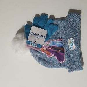 ABG Accessories Disney Frozen II Spirits of Nature hat and glove set